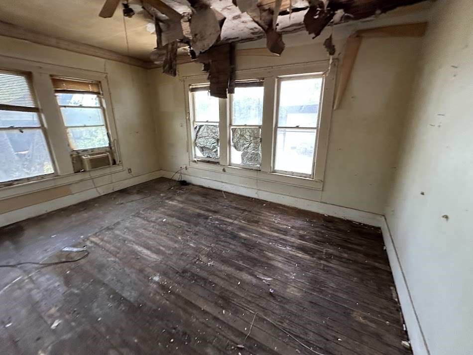 1512 4th Street Property Photo 7