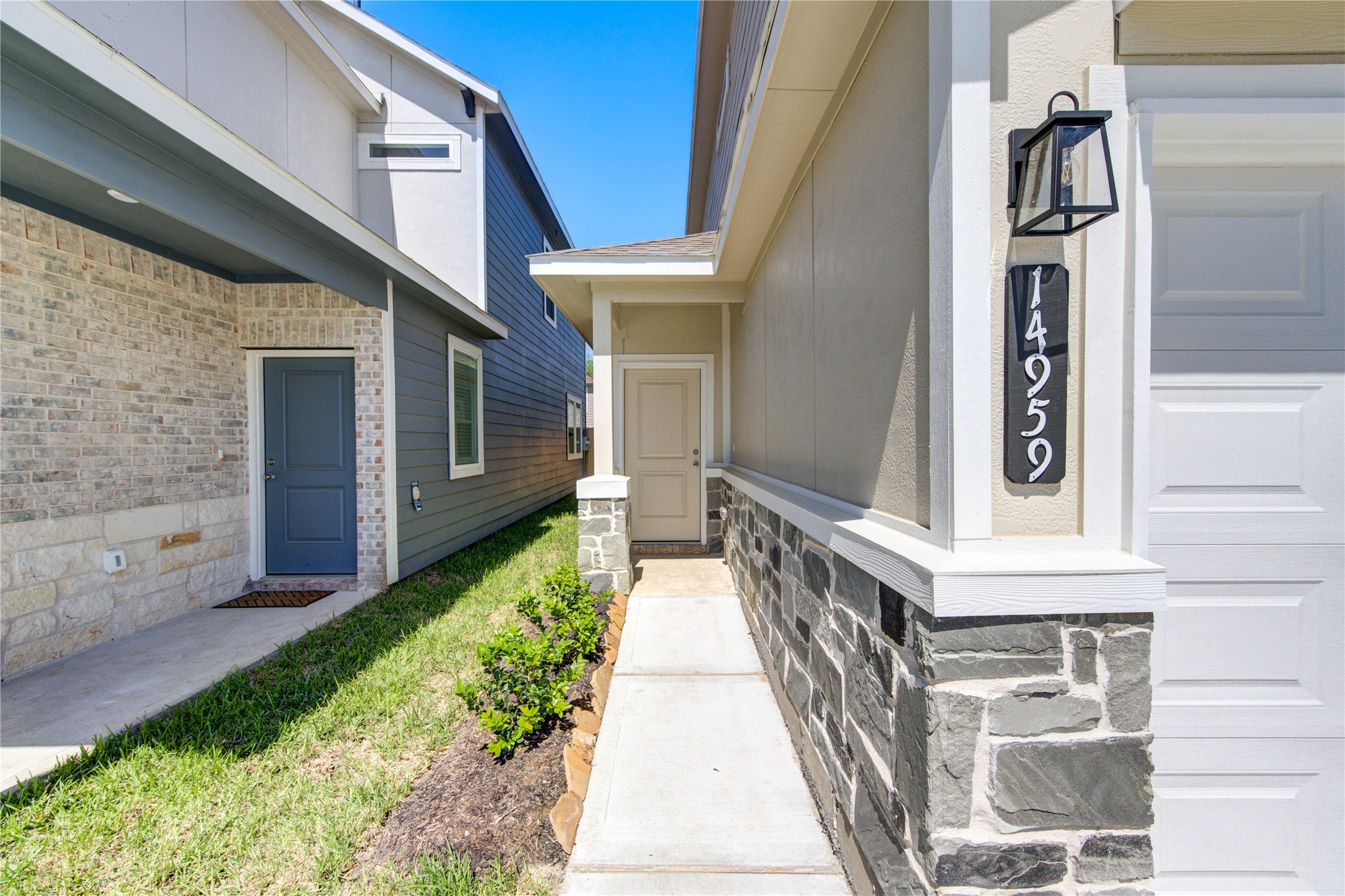 14959 Eagle Feather Drive Property Photo 4