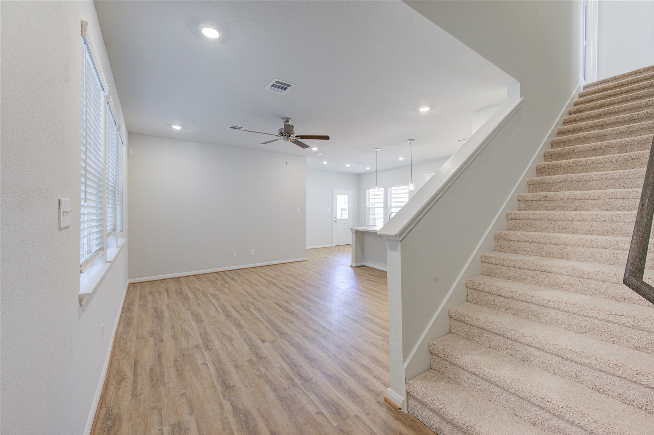14959 Eagle Feather Drive Property Photo 6