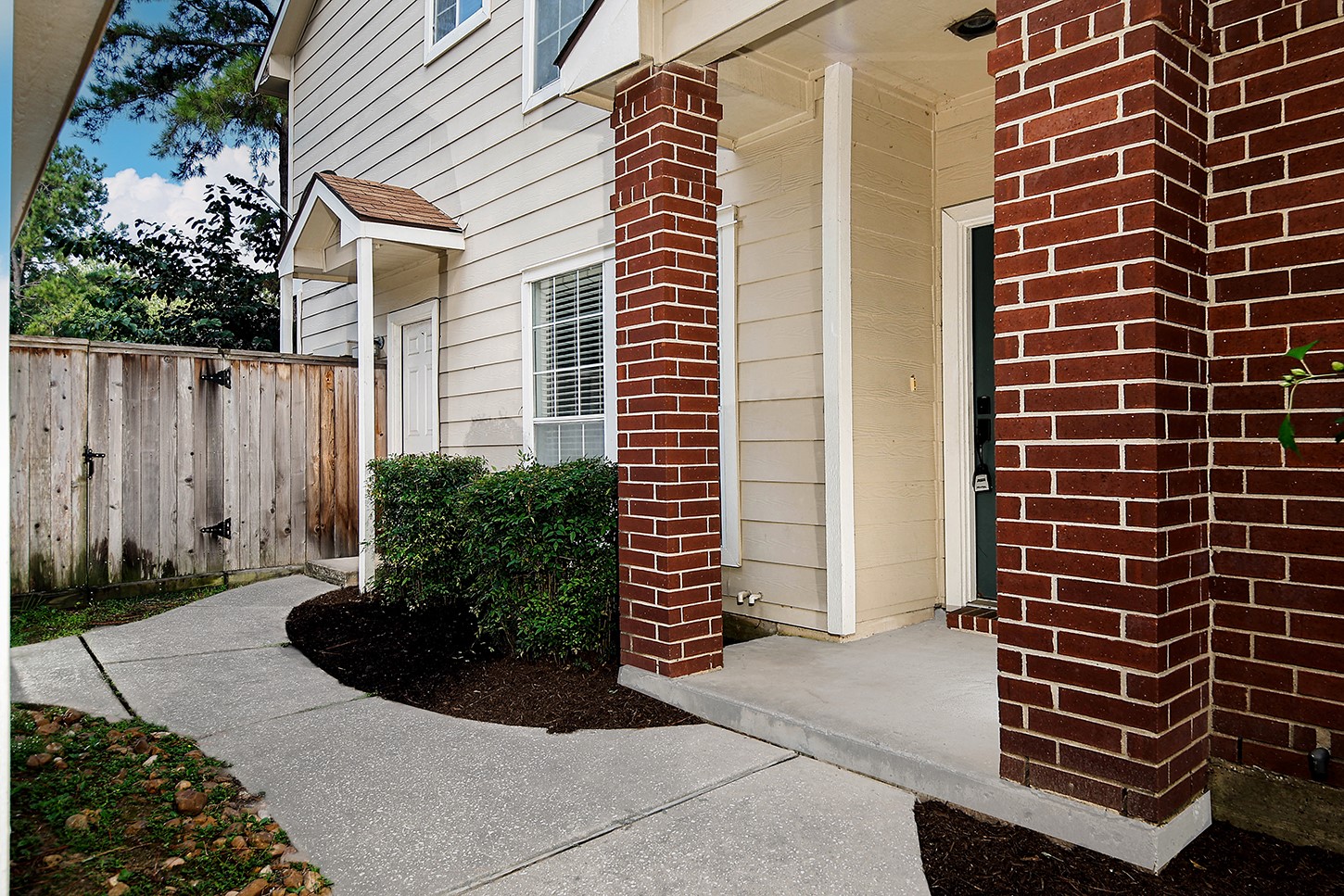 35 S Avonlea Circle Property Photo 3