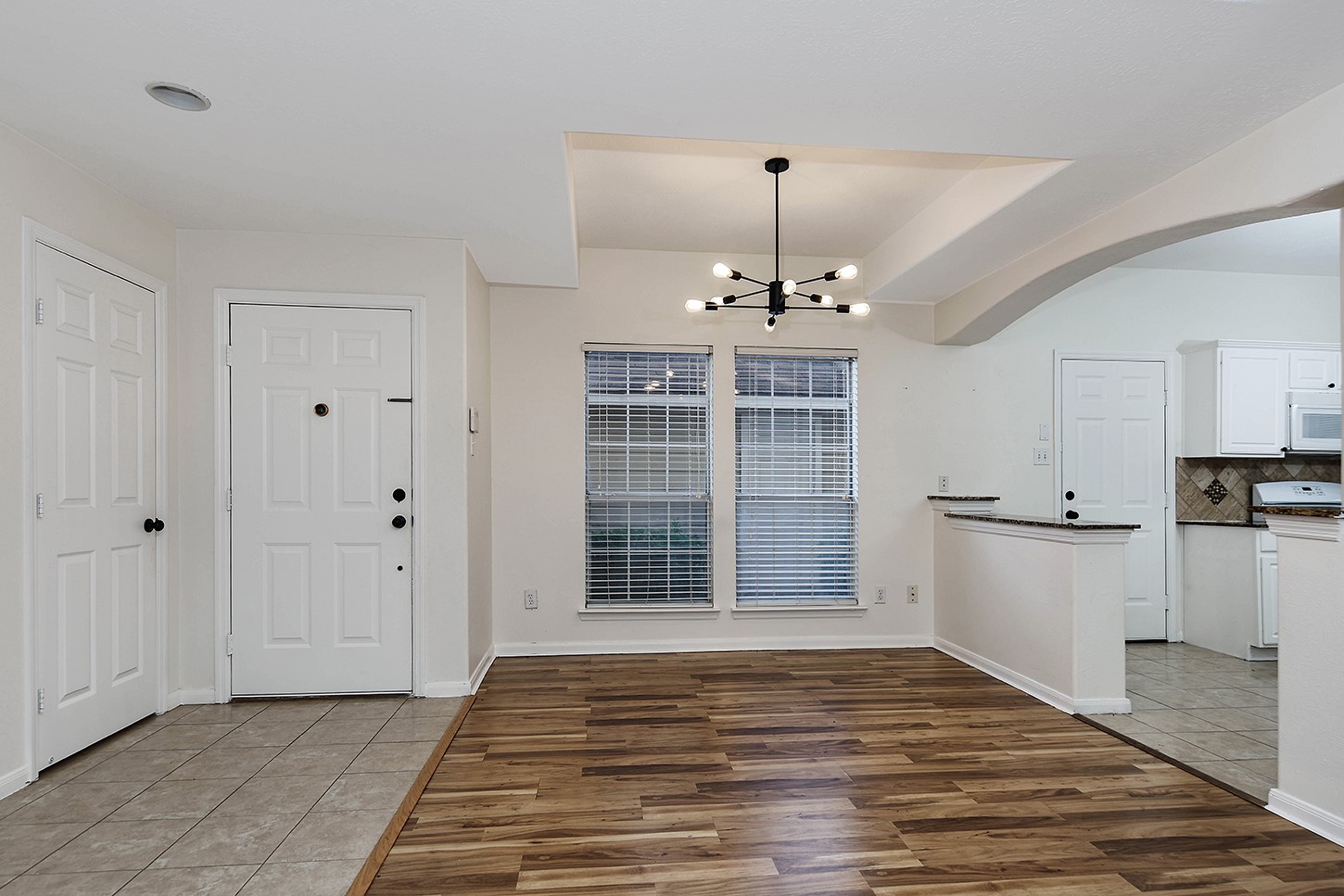 35 S Avonlea Circle Property Photo 4