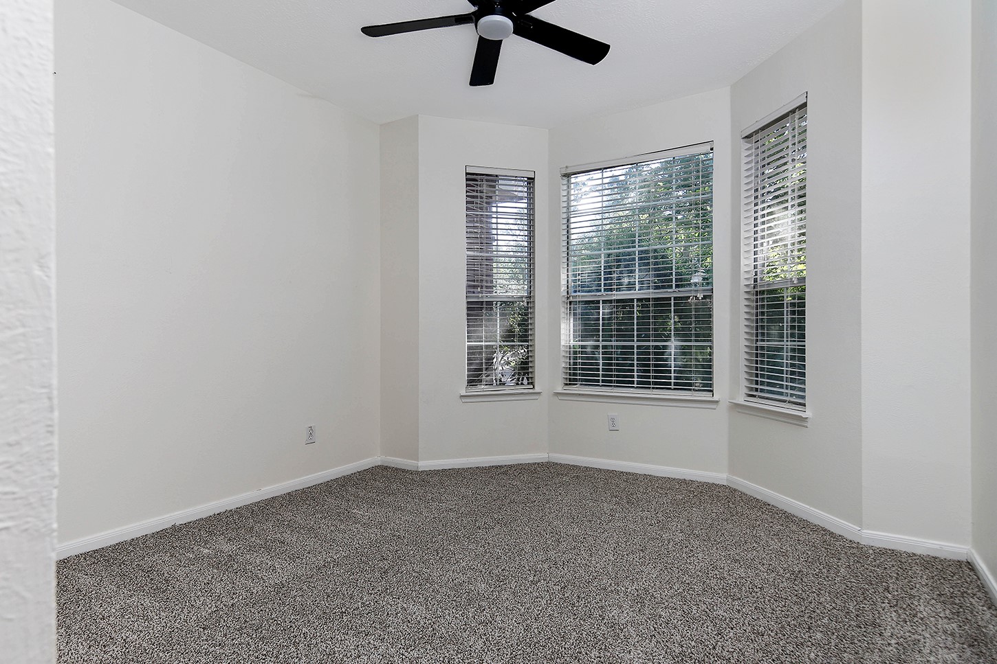35 S Avonlea Circle Property Photo 17