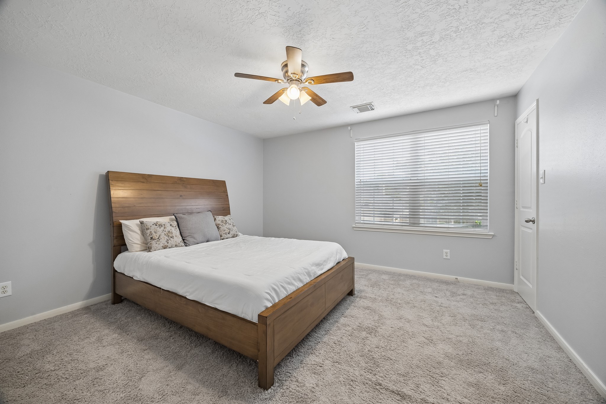 14419 Baron Creek Lane Property Photo 13