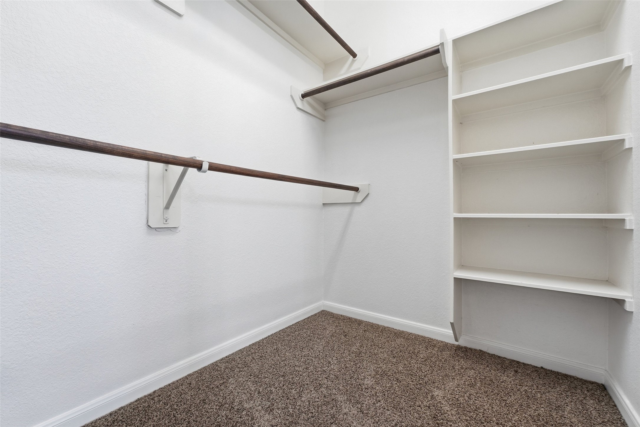 22538 Stillwater Canyon Lane Property Photo 7