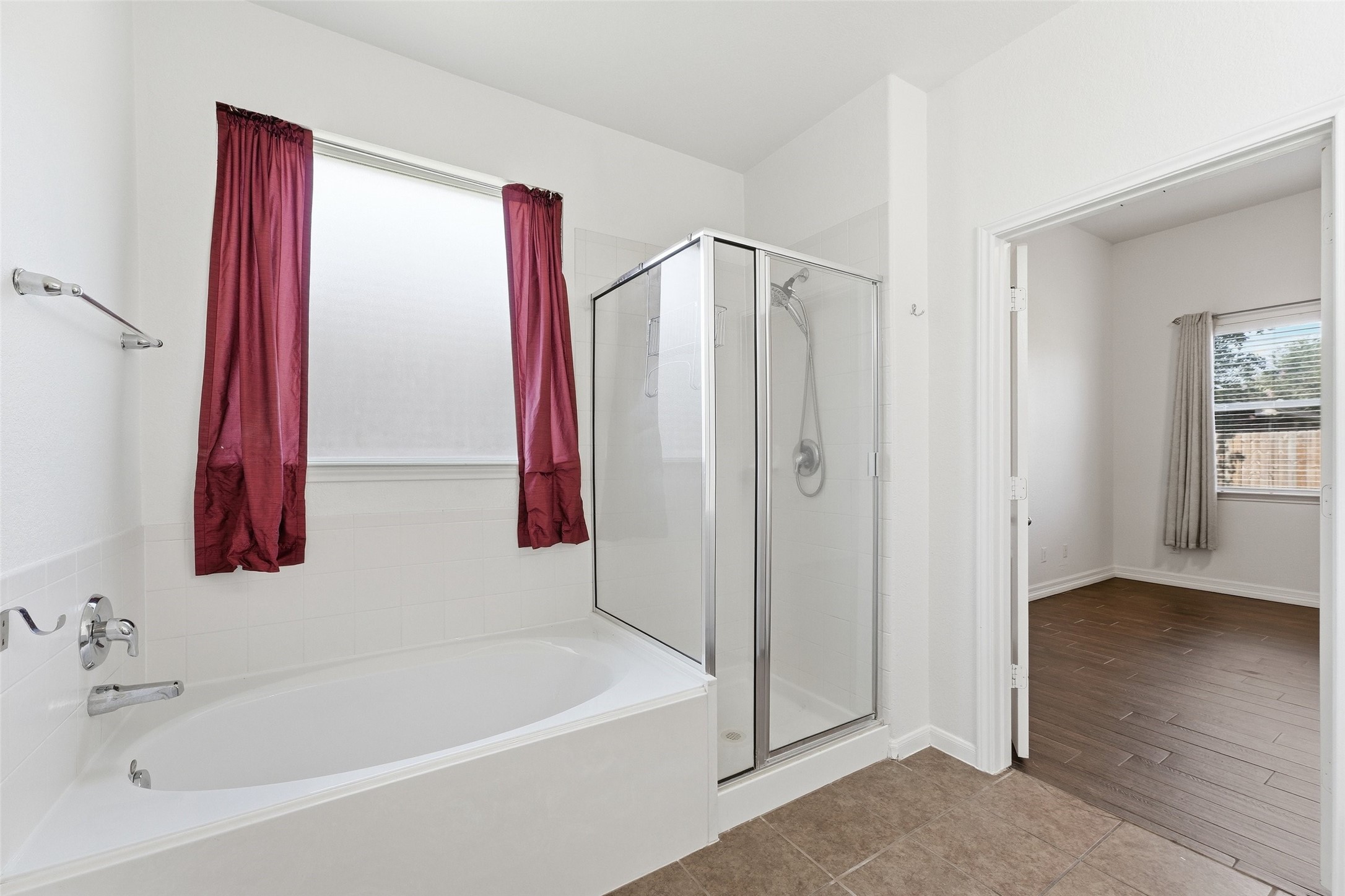 22538 Stillwater Canyon Lane Property Photo 8