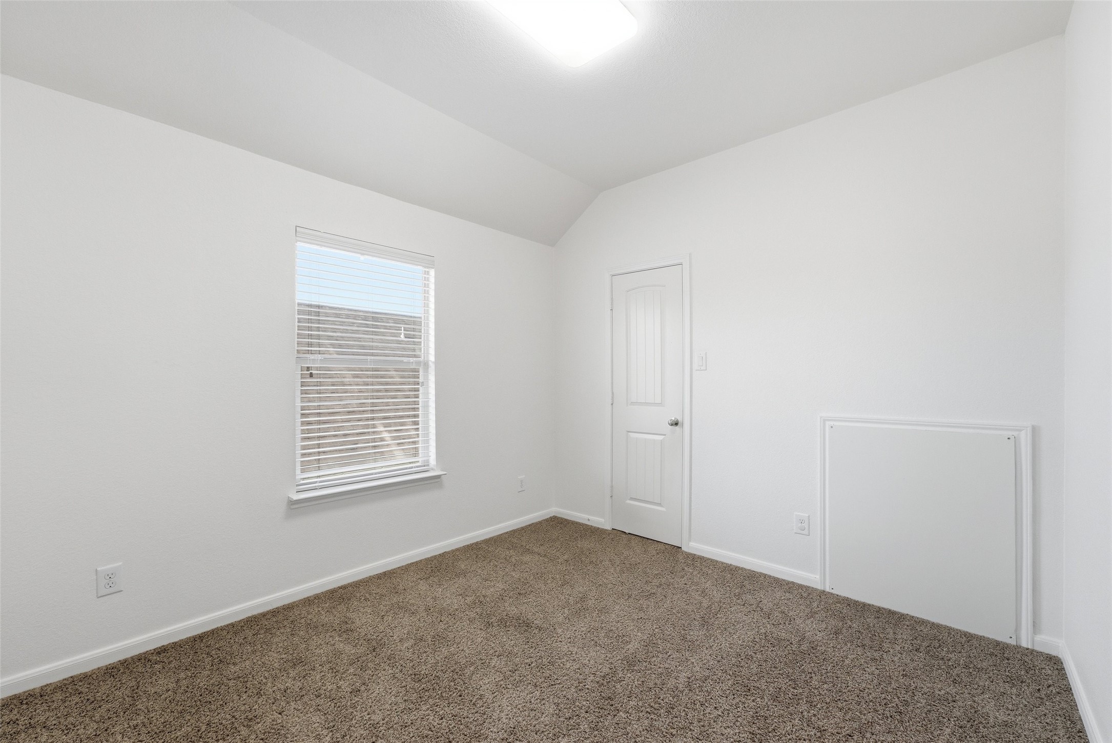 22538 Stillwater Canyon Lane Property Photo 25