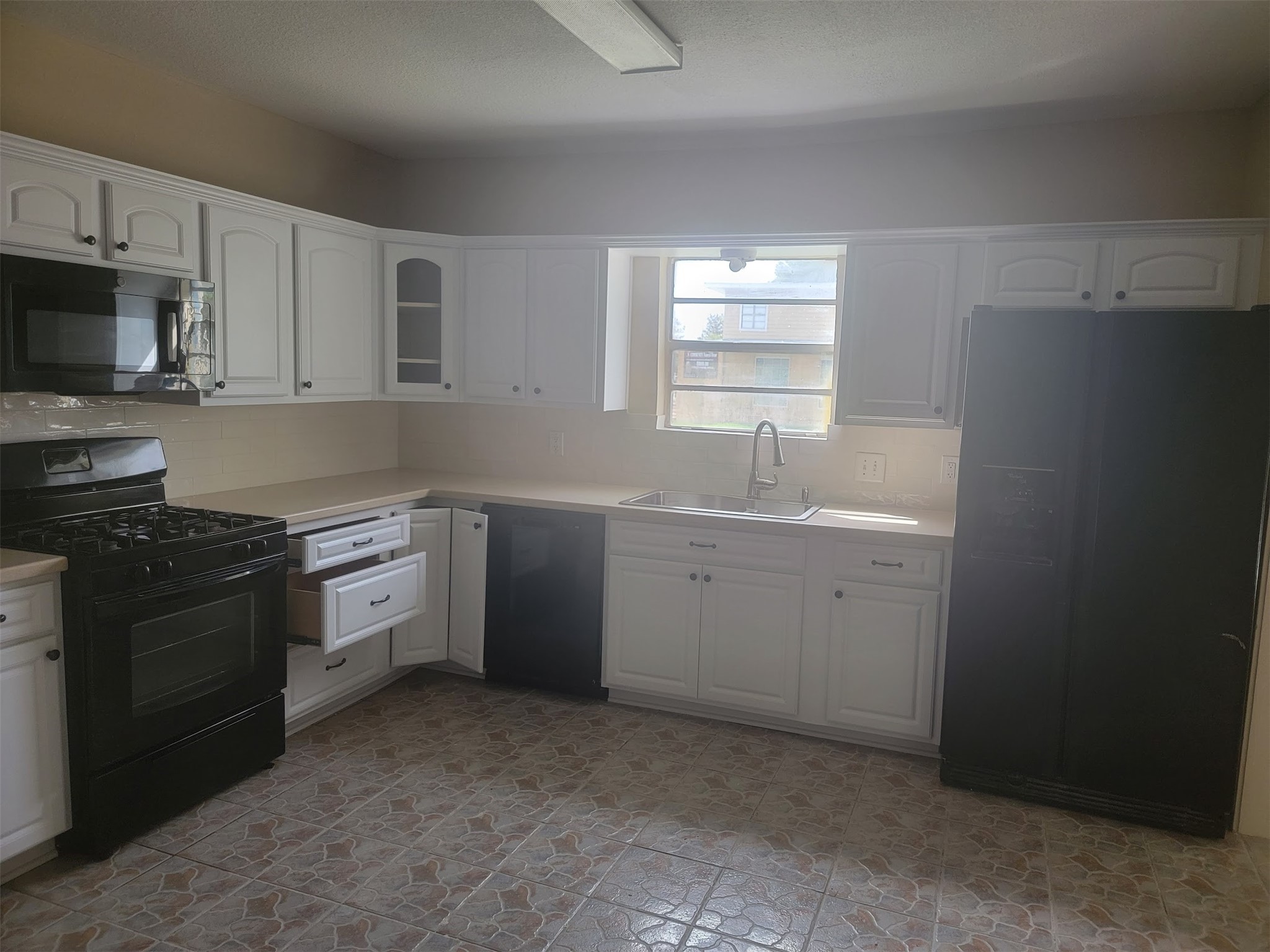 2601 Wheeler Street Property Photo 7