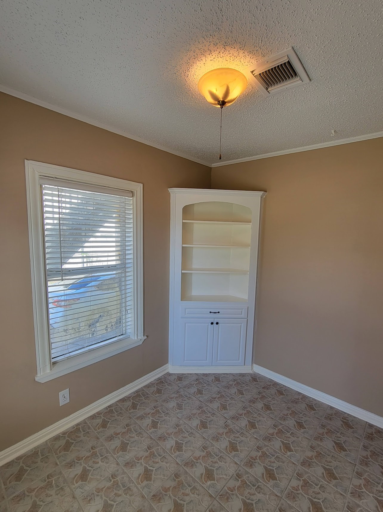 2601 Wheeler Street Property Photo 13