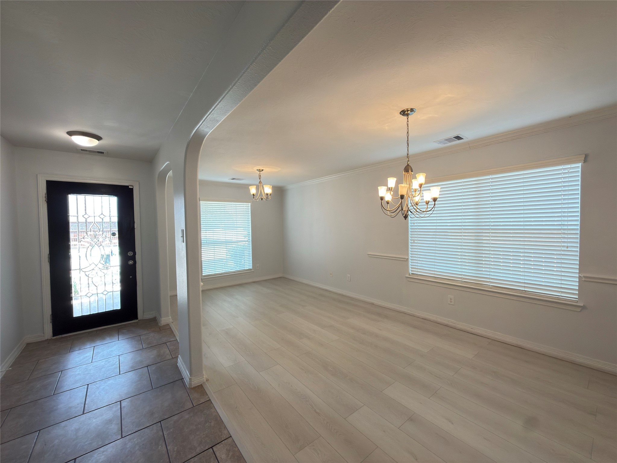 4127 Longmont Hills Property Photo 3