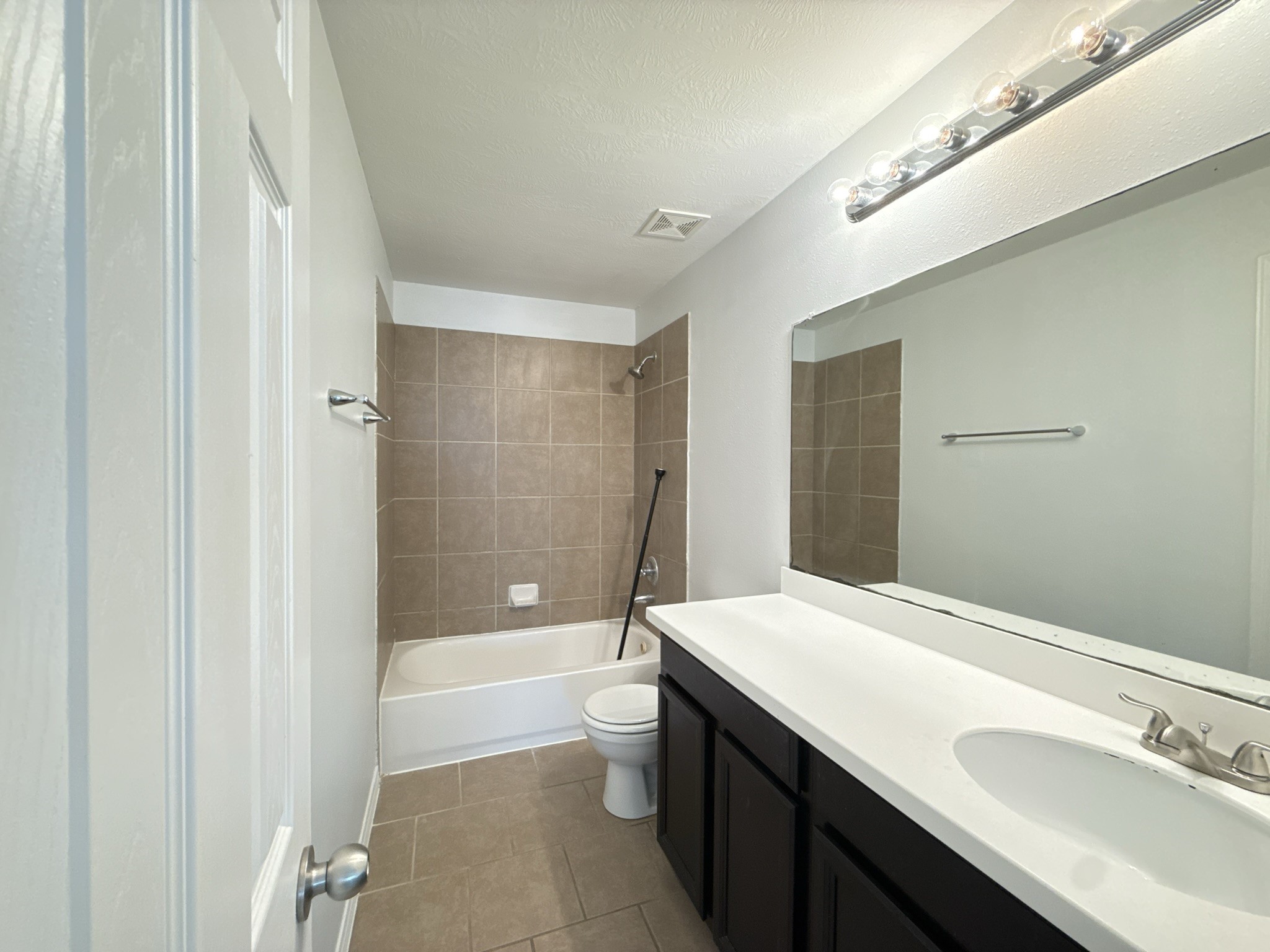 4127 Longmont Hills Property Photo 19