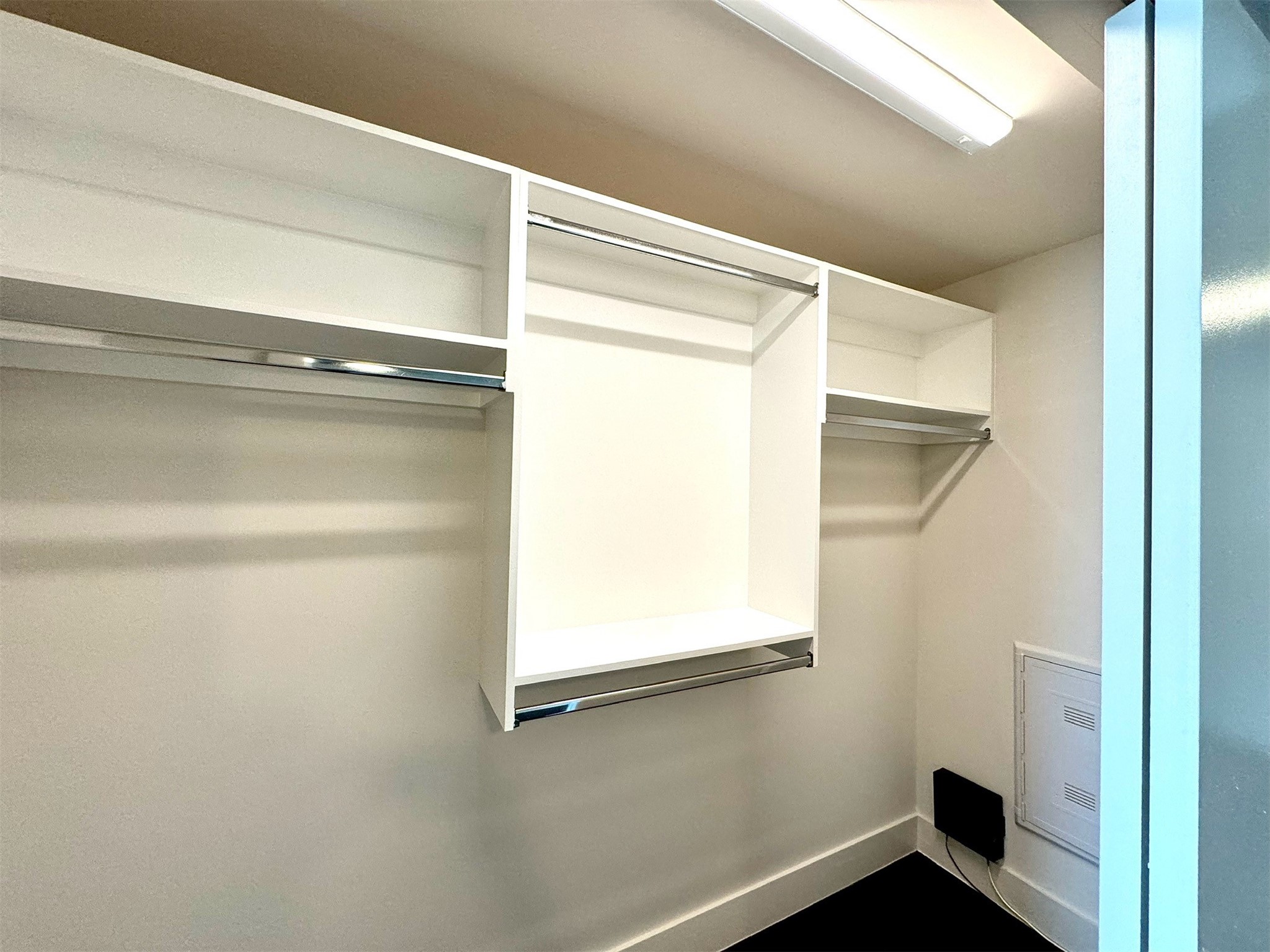 3120 Smith Street 407 Property Photo 9