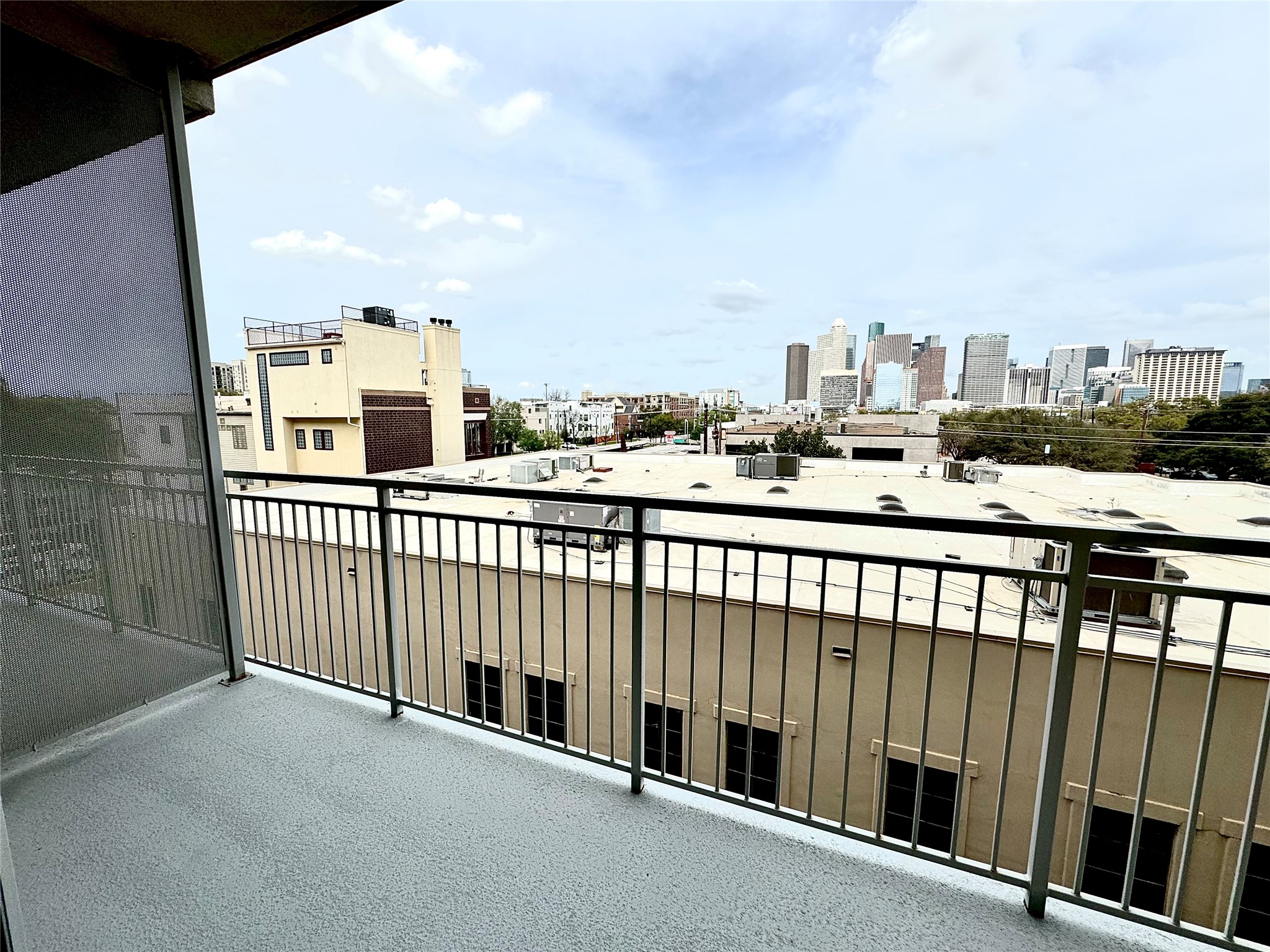3120 Smith Street 407 Property Photo 10