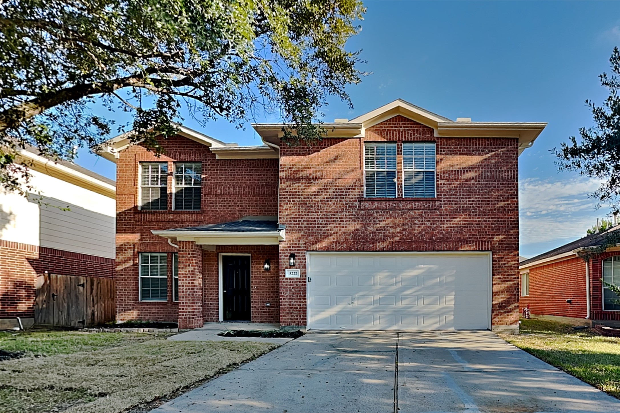 3222 Crestbridge Lane Property Photo 1
