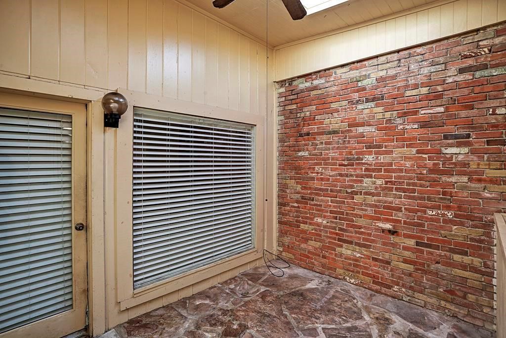 1807 Saxony Lane Property Photo 8