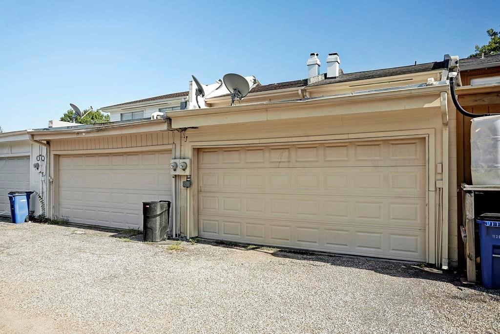 1807 Saxony Lane Property Photo 9