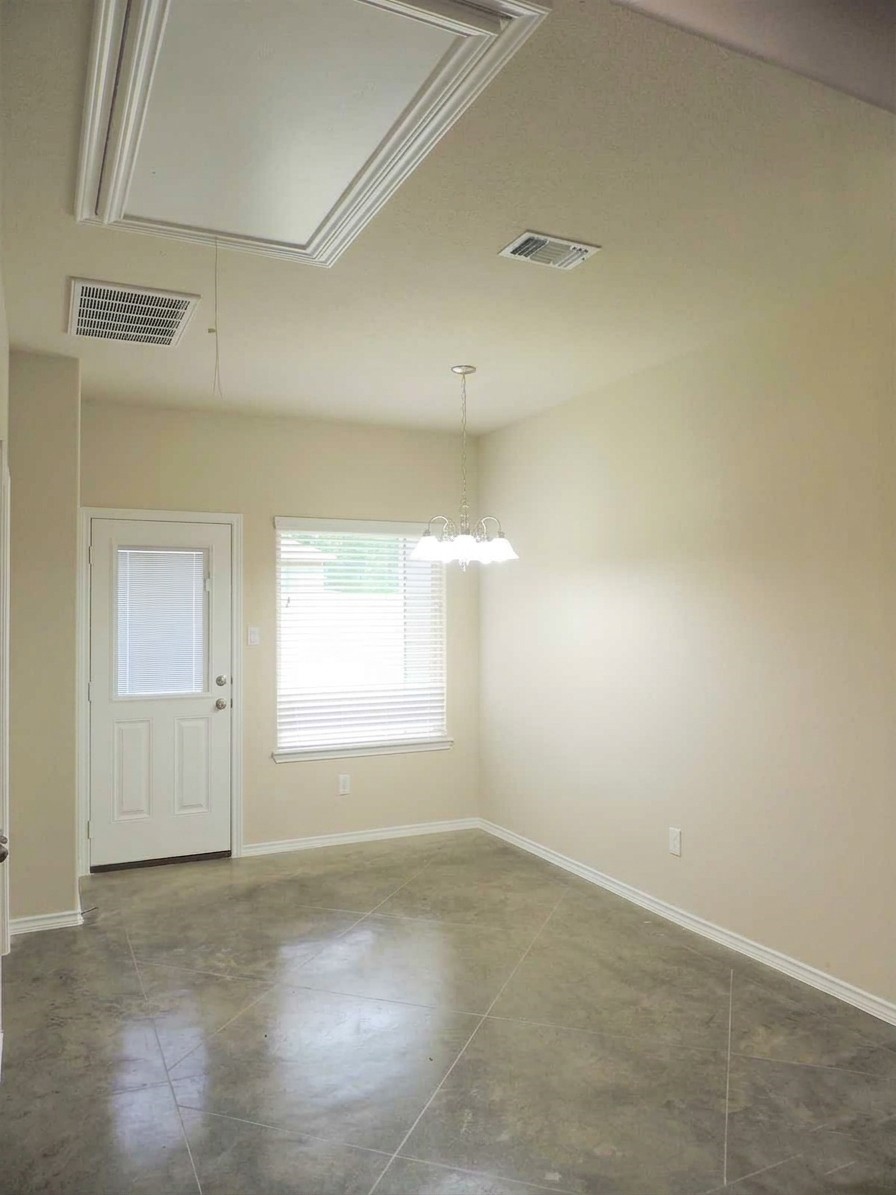 103 Summer Place Property Photo 10
