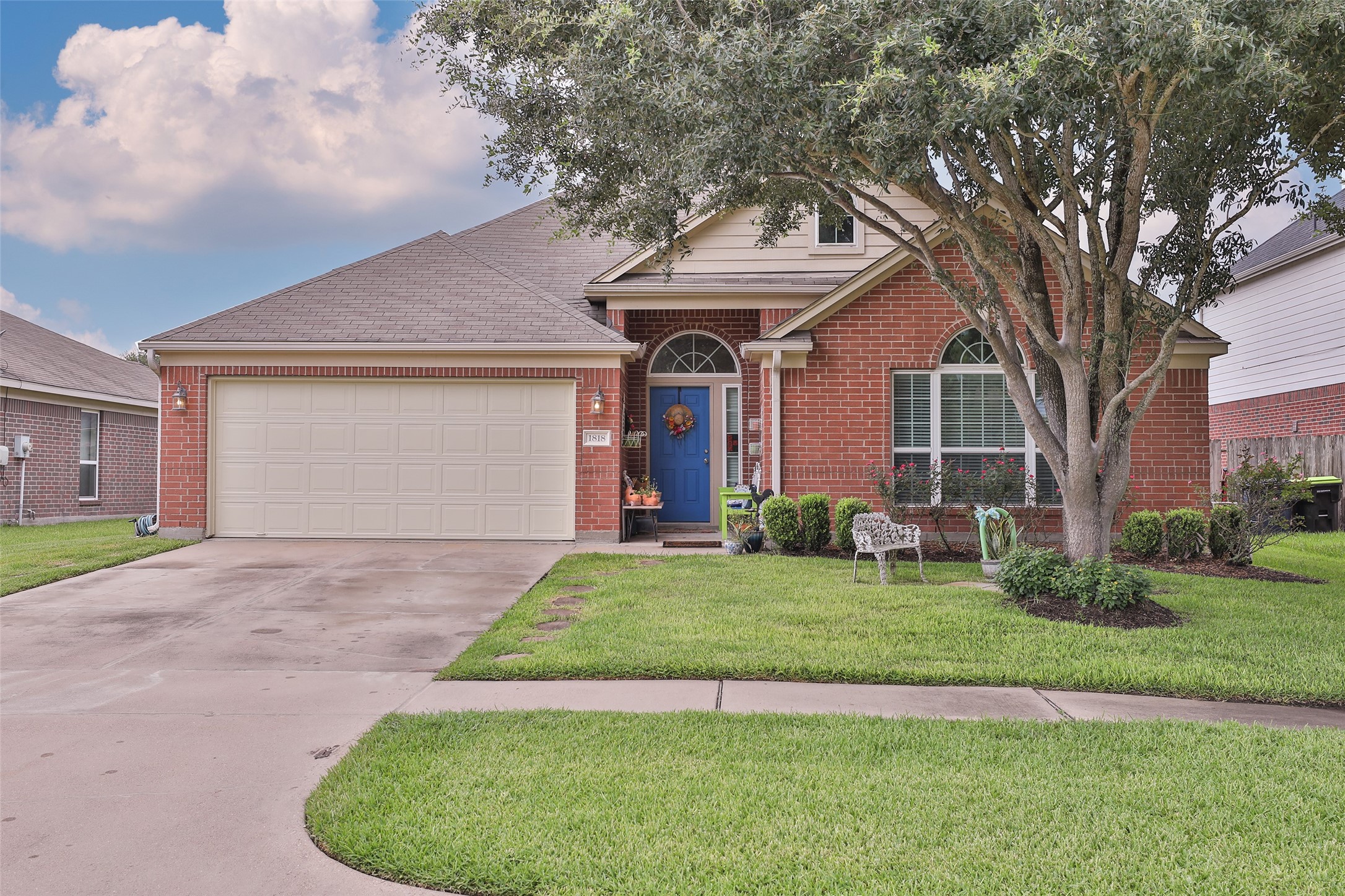 1818 Cardinal Sky Way Property Photo 1