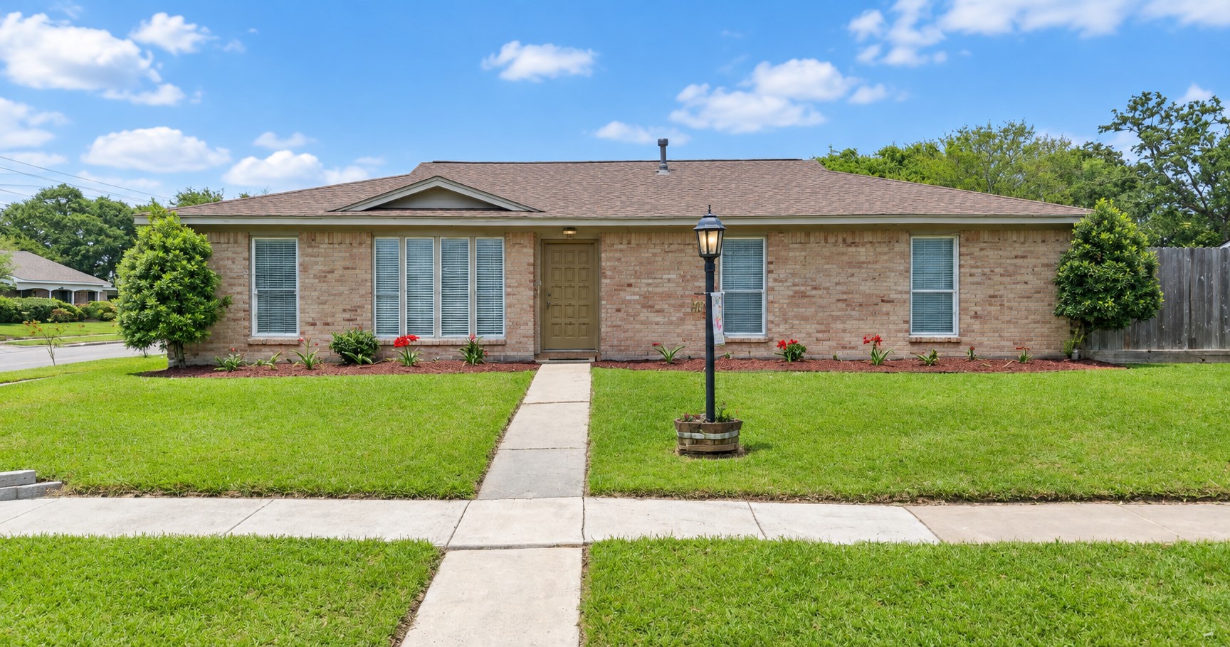 10503 Raydell Drive Property Photo 1