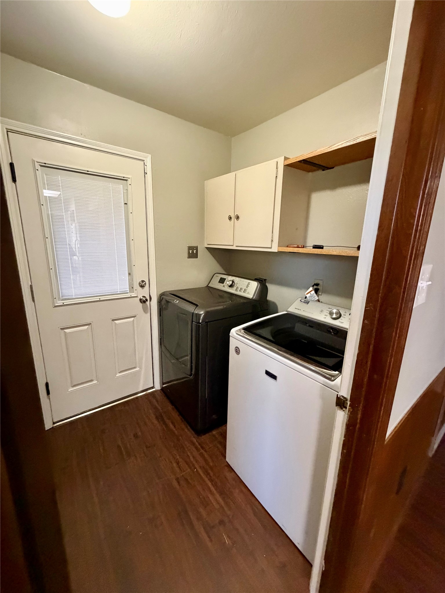 10503 Raydell Drive Property Photo 10