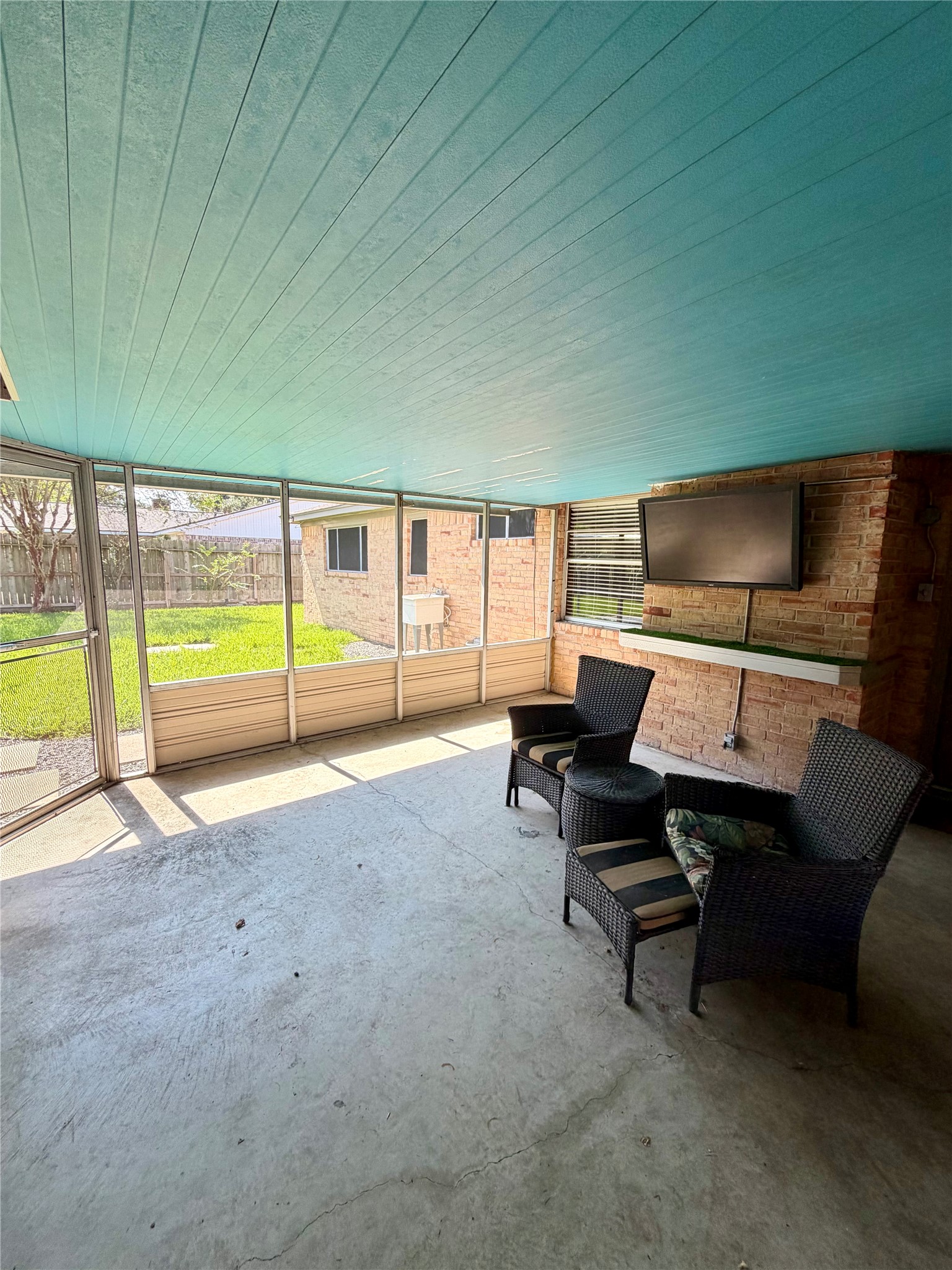 10503 Raydell Drive Property Photo 13