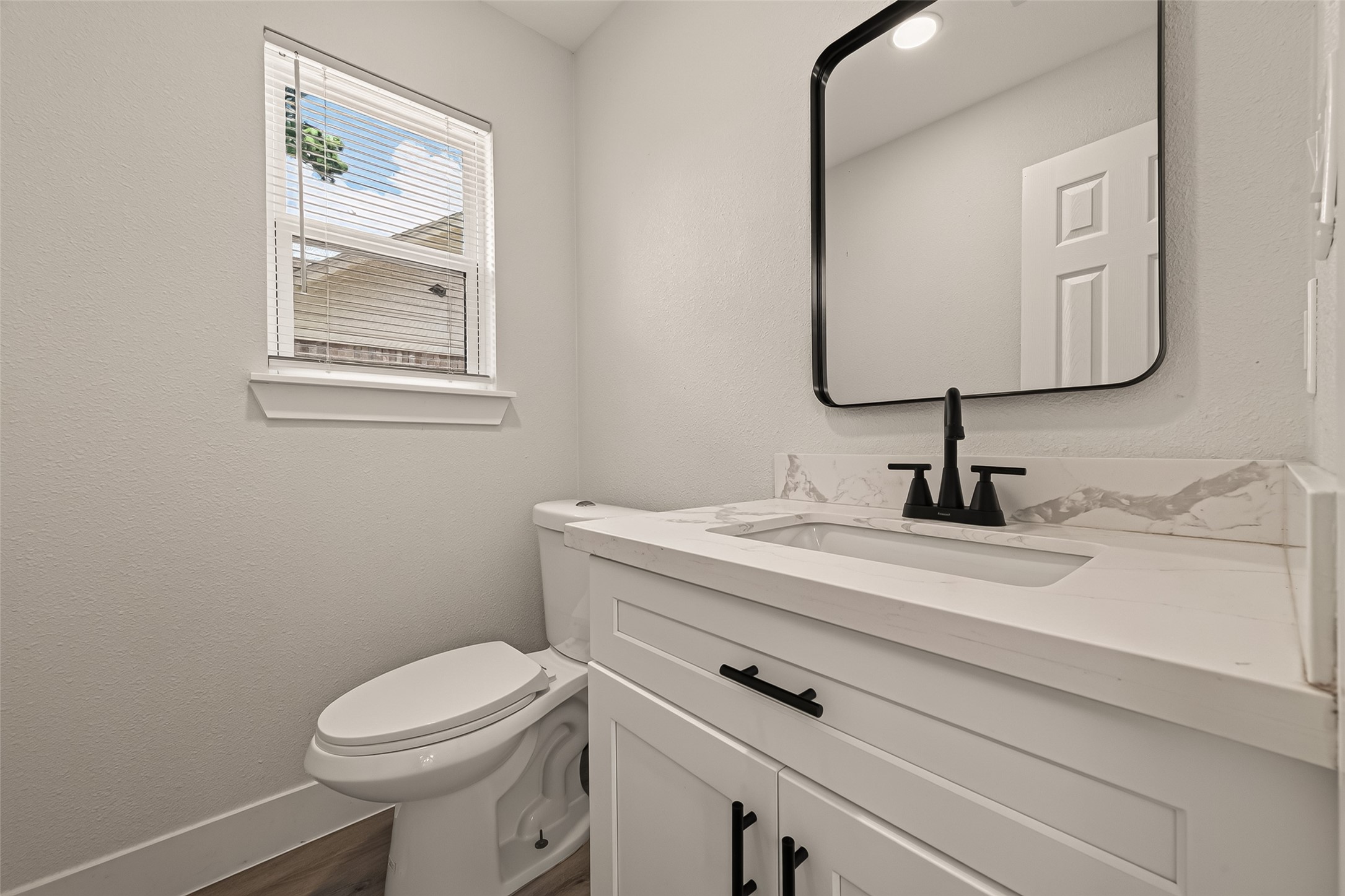10011 Pine Pass Drive Property Photo 28