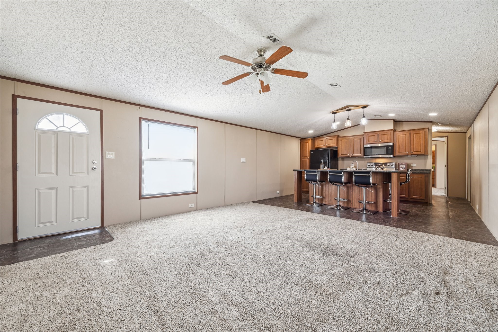 3733 County Road 101b Property Photo 7