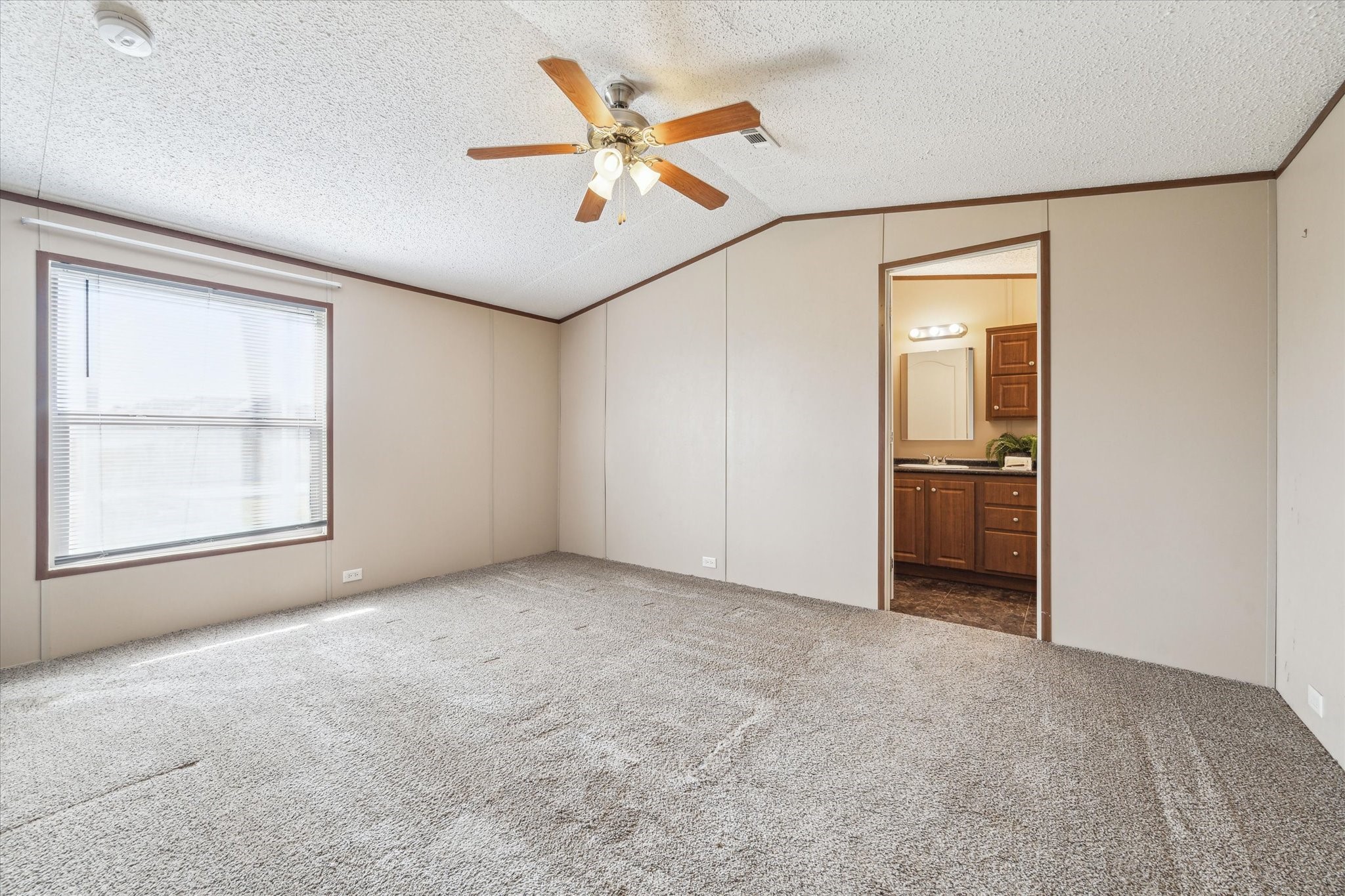 3733 County Road 101b Property Photo 16