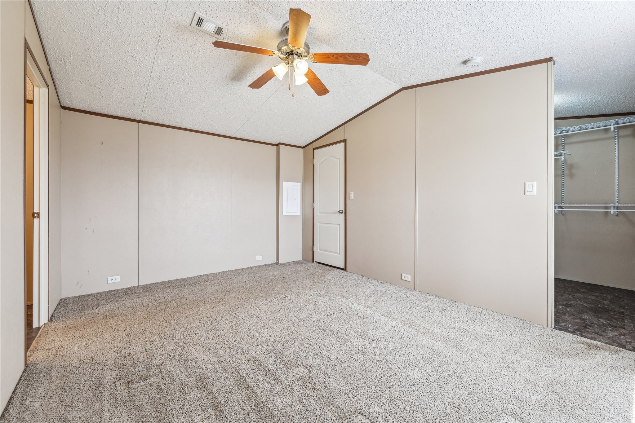 3733 County Road 101b Property Photo 17