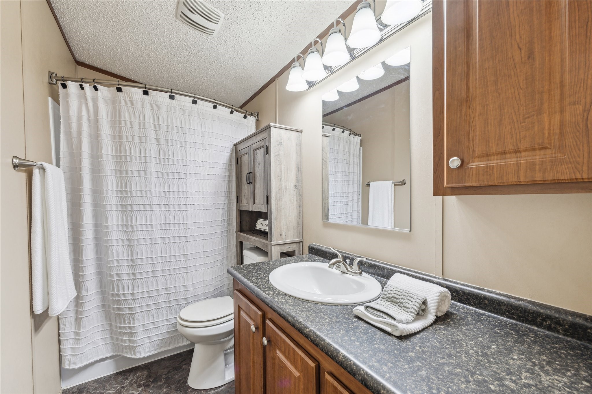 3733 County Road 101b Property Photo 23