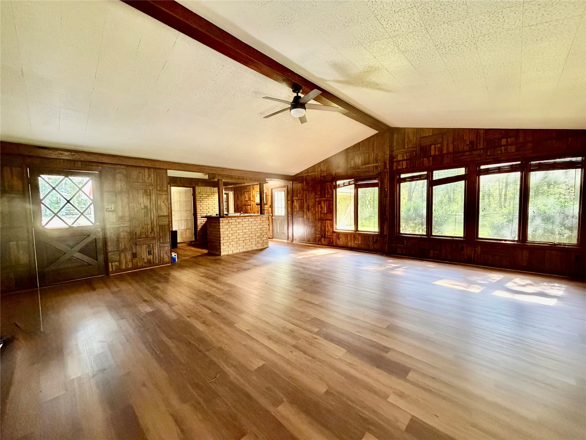 3117 Pine Acres Drive Property Photo 5