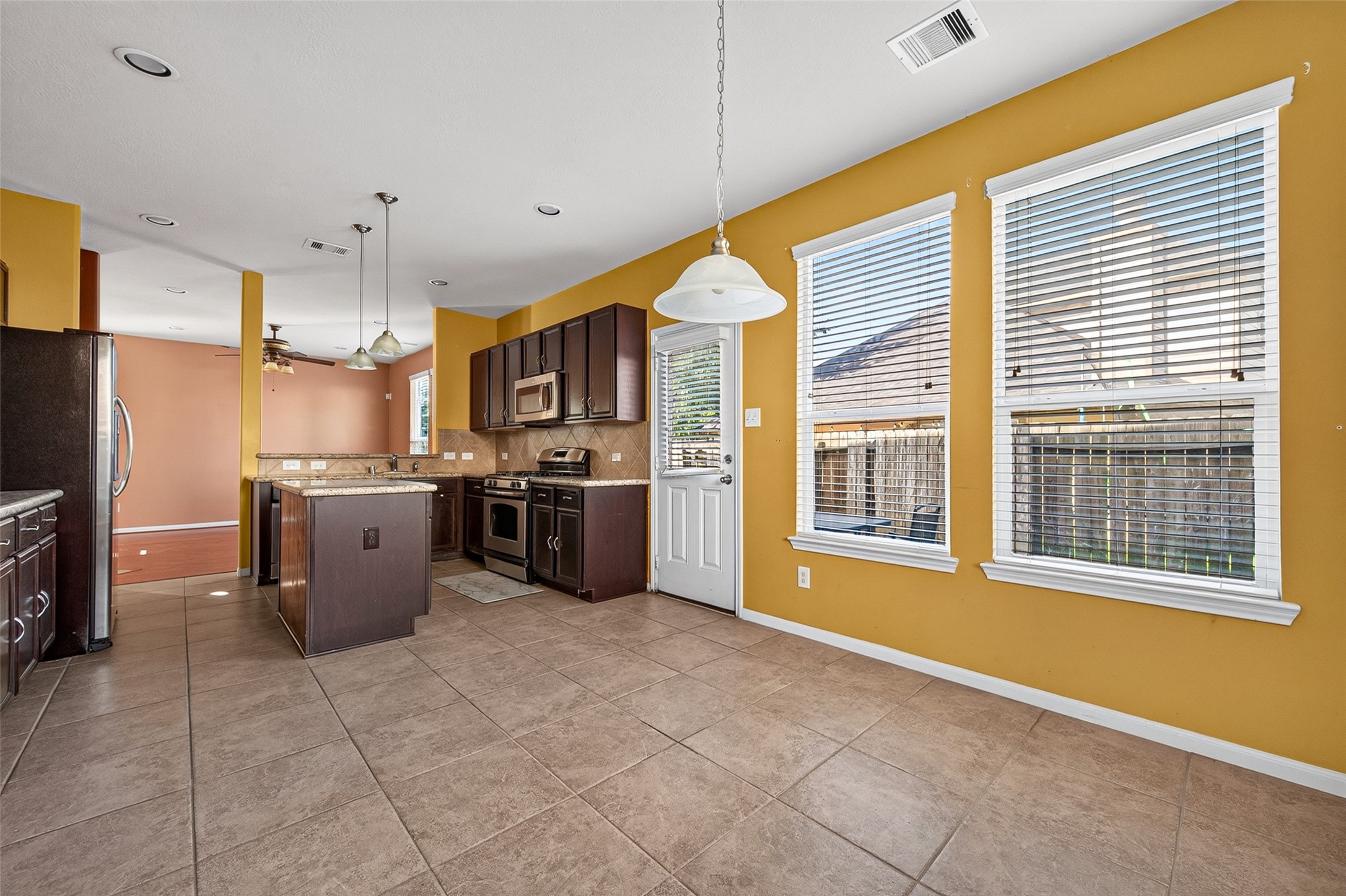 24511 Kestrel View Property Photo 12