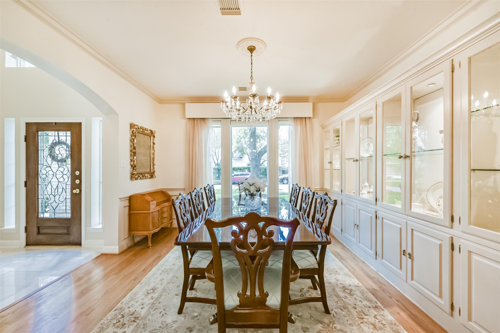 5346 Navarro Street, Houston Tx 77056 Property Photo 7