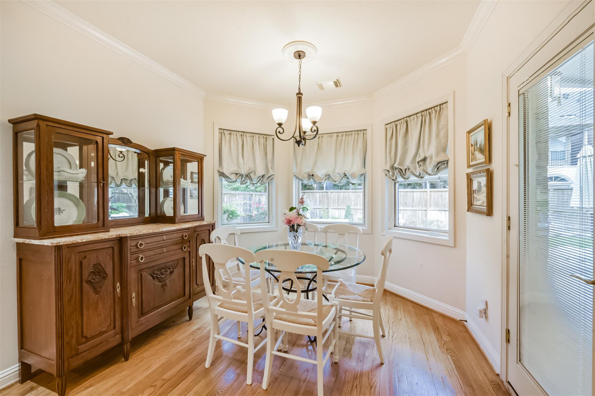 5346 Navarro Street, Houston Tx 77056 Property Photo 21