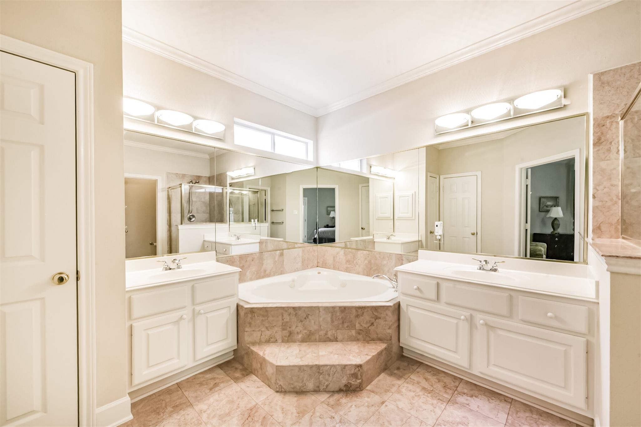 5346 Navarro Street, Houston Tx 77056 Property Photo 26