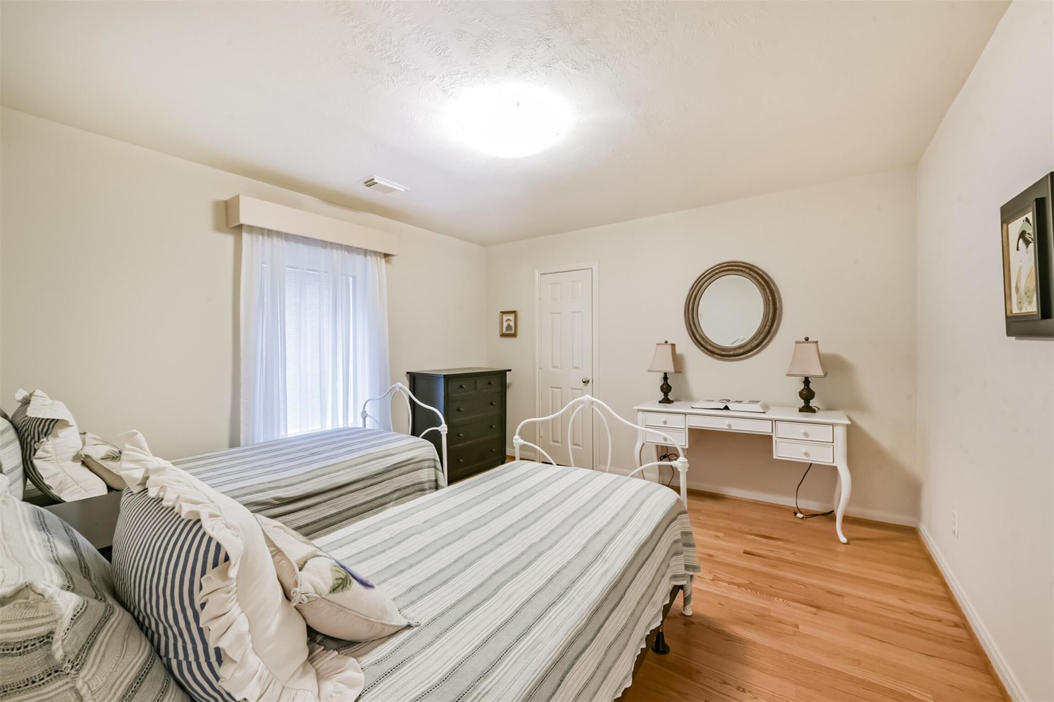 5346 Navarro Street, Houston Tx 77056 Property Photo 31