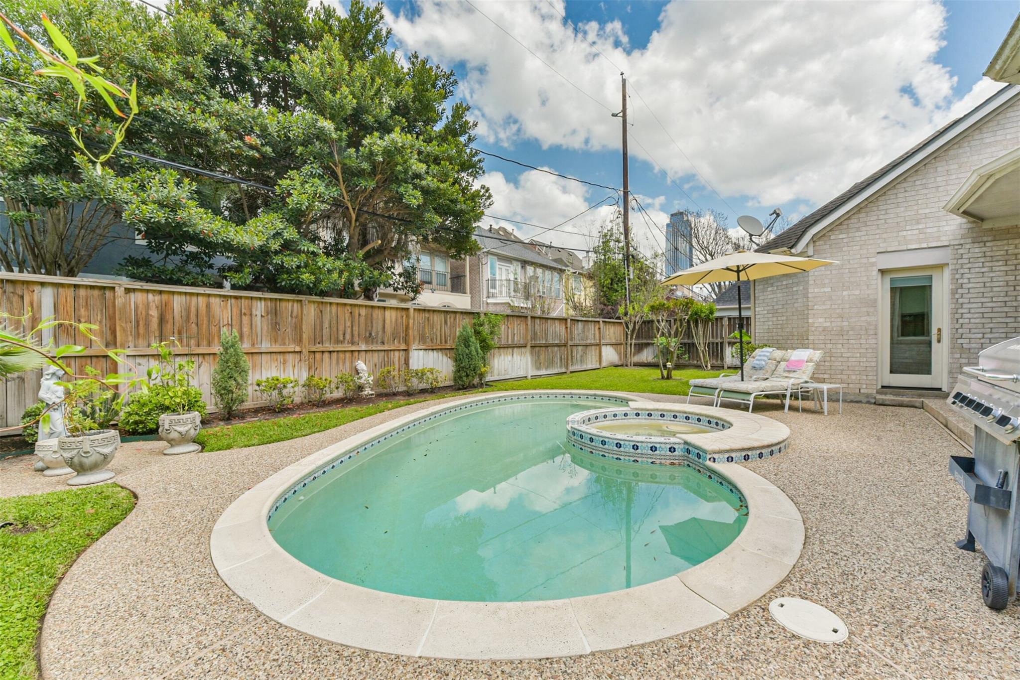 5346 Navarro Street, Houston Tx 77056 Property Photo 43