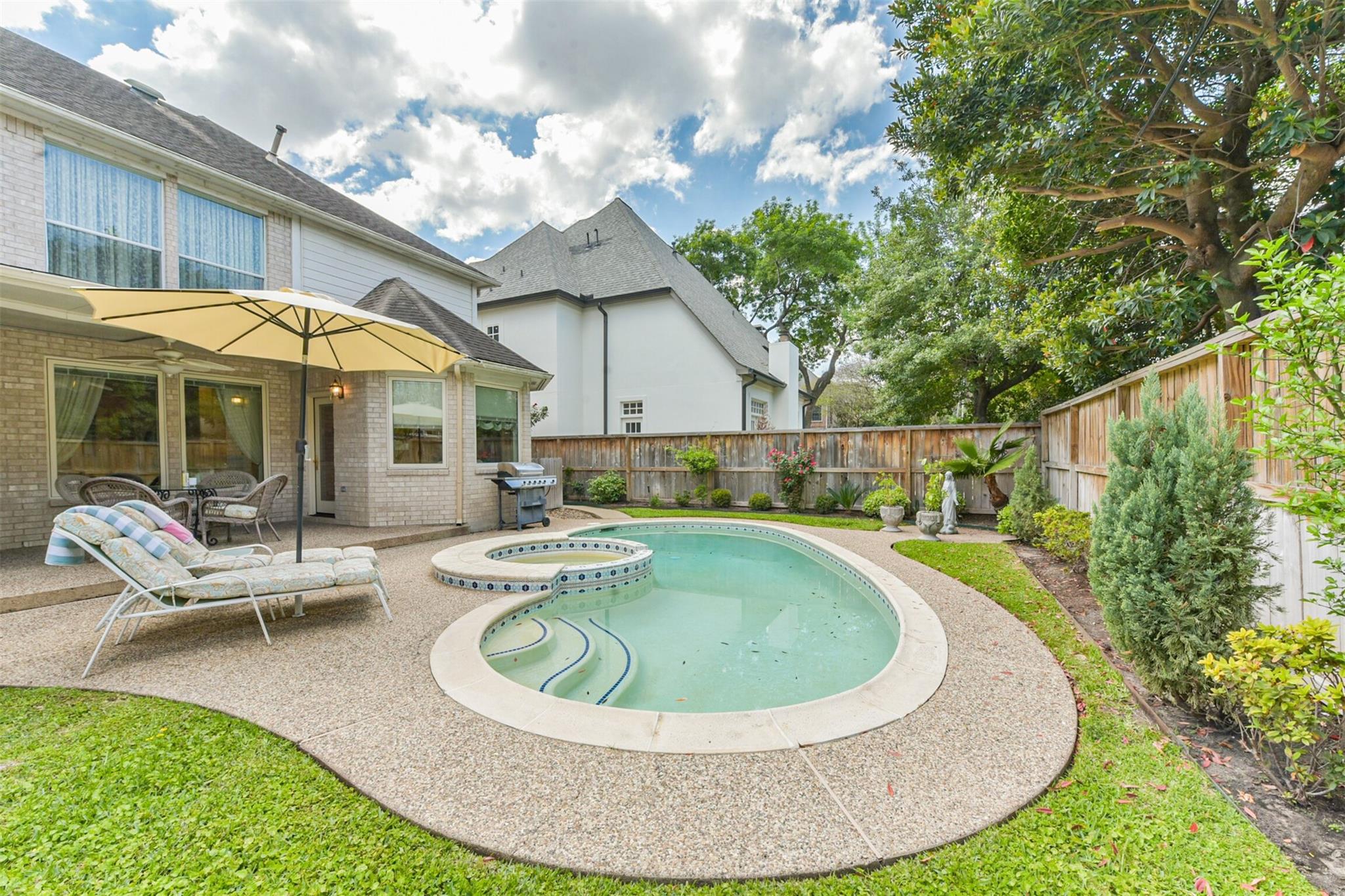 5346 Navarro Street, Houston Tx 77056 Property Photo 45