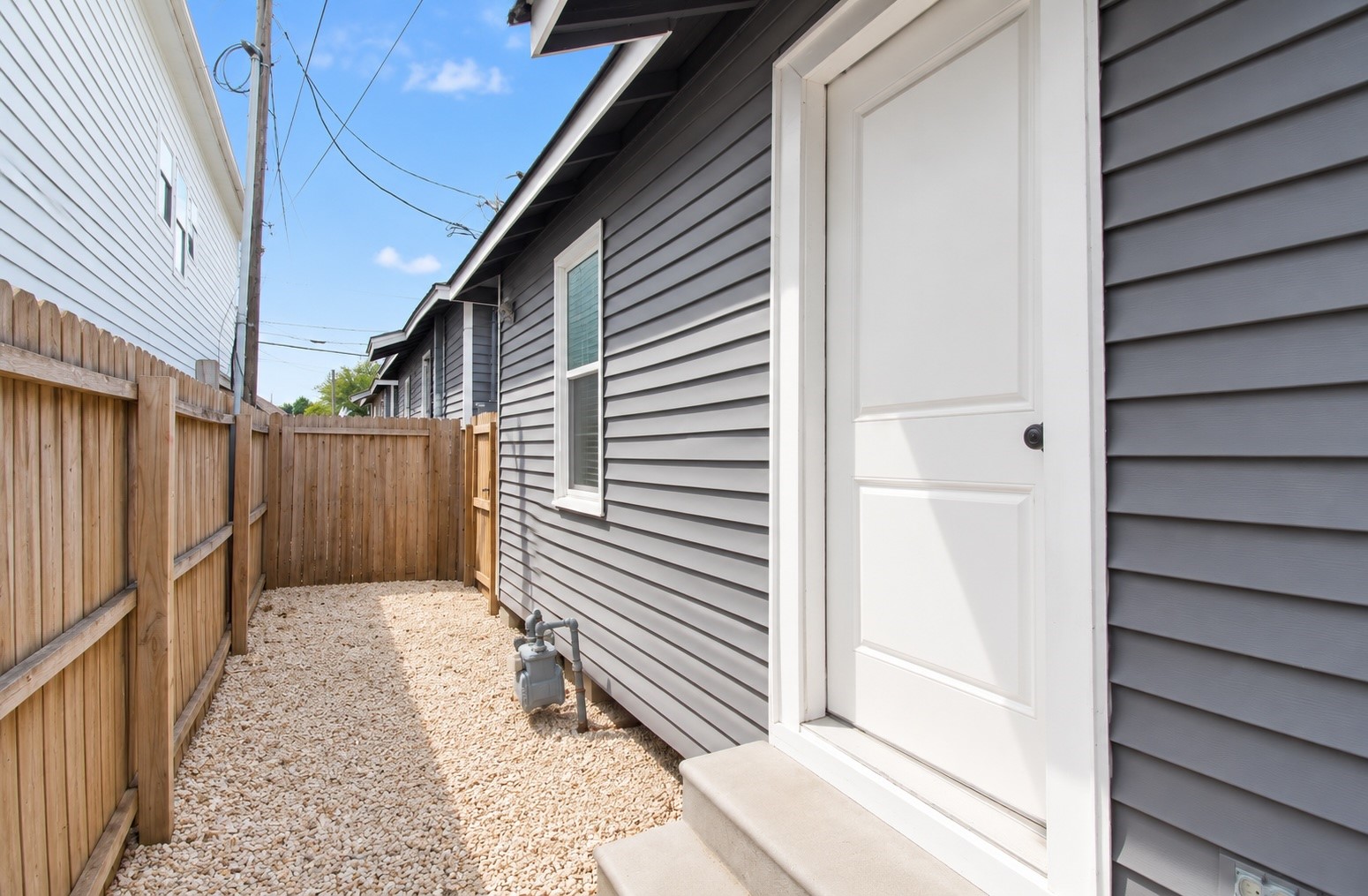 3014 Cortlandt Street Property Photo 15