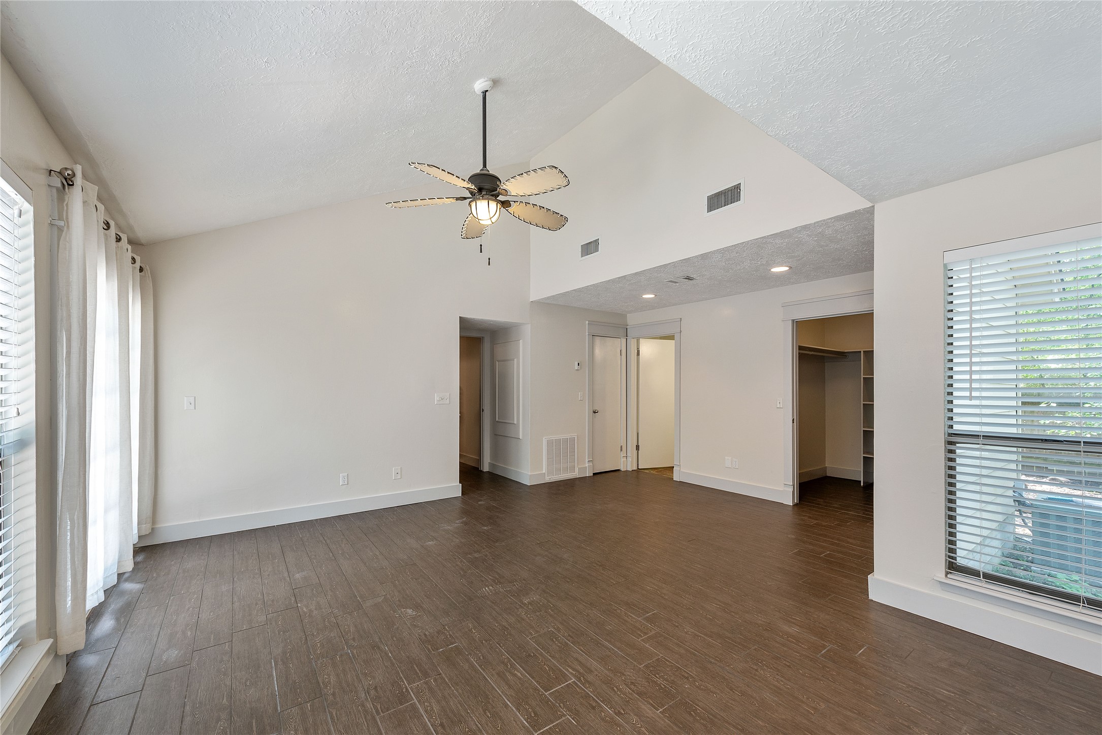 2824 S Logrun Circle Property Photo 25