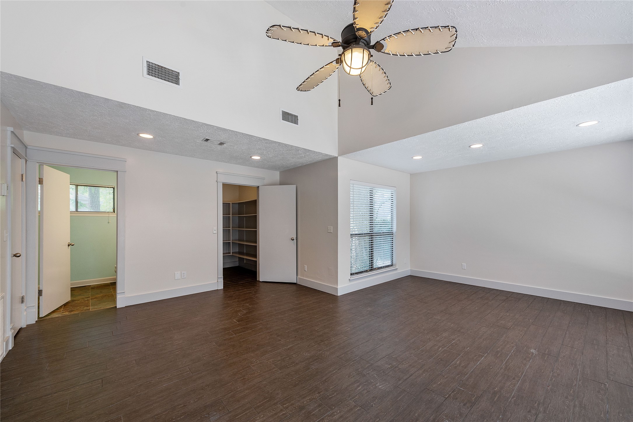 2824 S Logrun Circle Property Photo 26