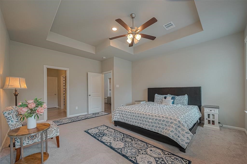 21029 Crinet Sq St Property Photo 35