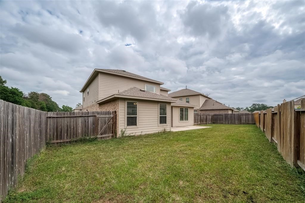 21029 Crinet Sq St Property Photo 42