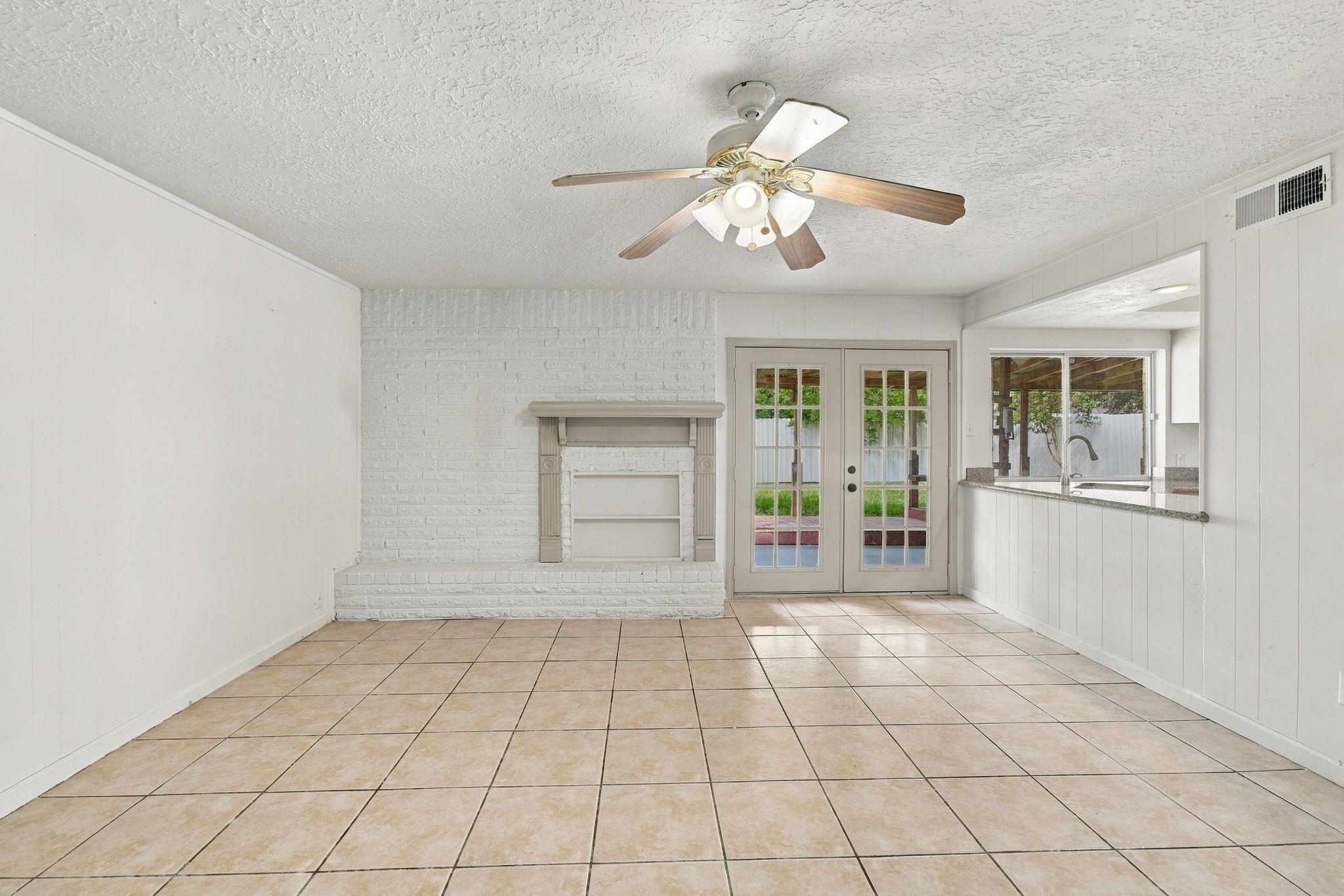 6910 Indian Falls Drive, Houston Tx 77489 Property Photo 14