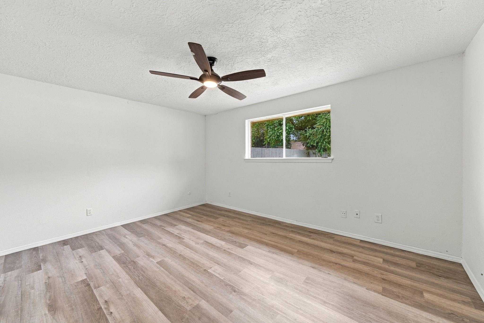 6910 Indian Falls Drive, Houston Tx 77489 Property Photo 24