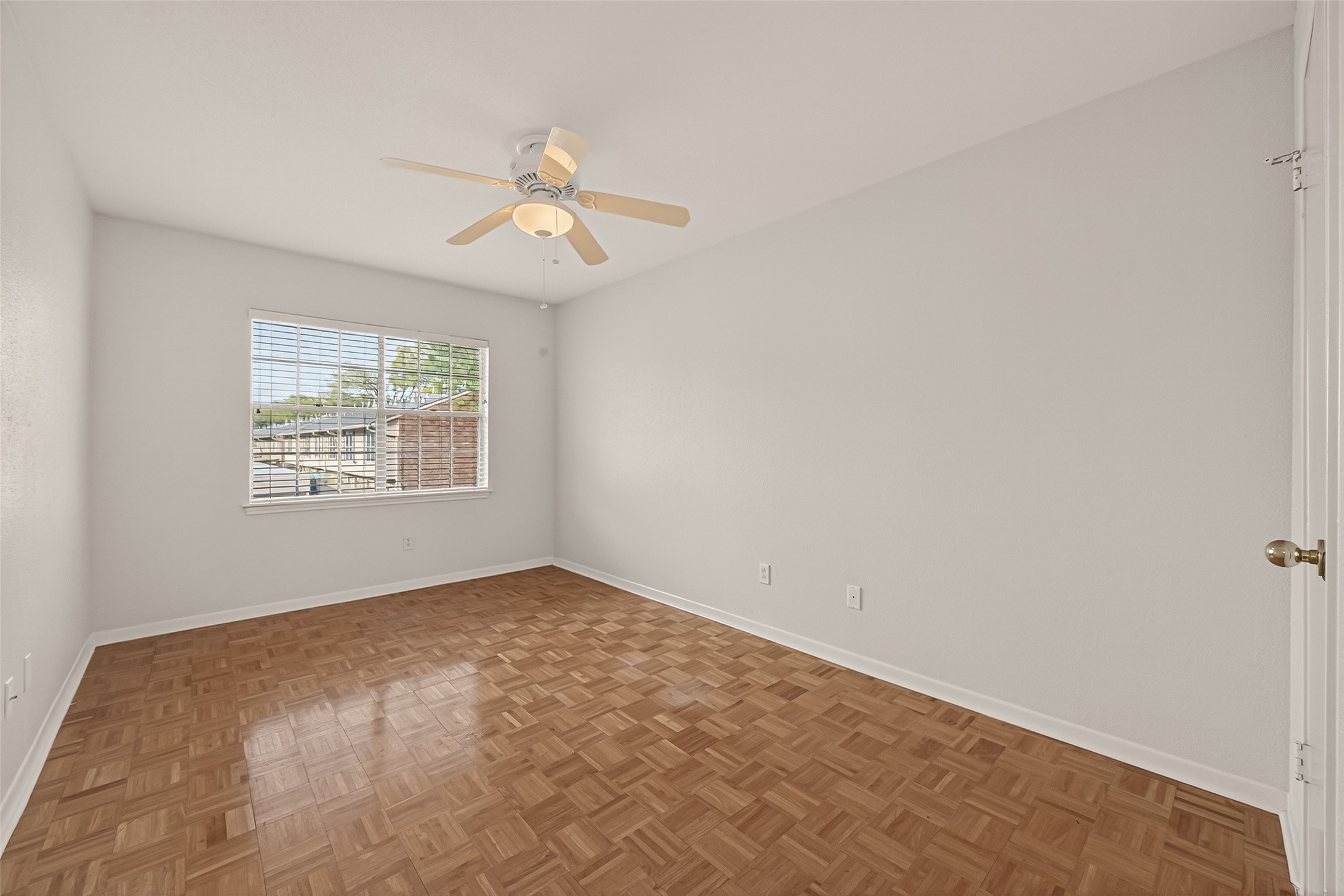 6404 Burgoyne Road 159 Property Photo 24