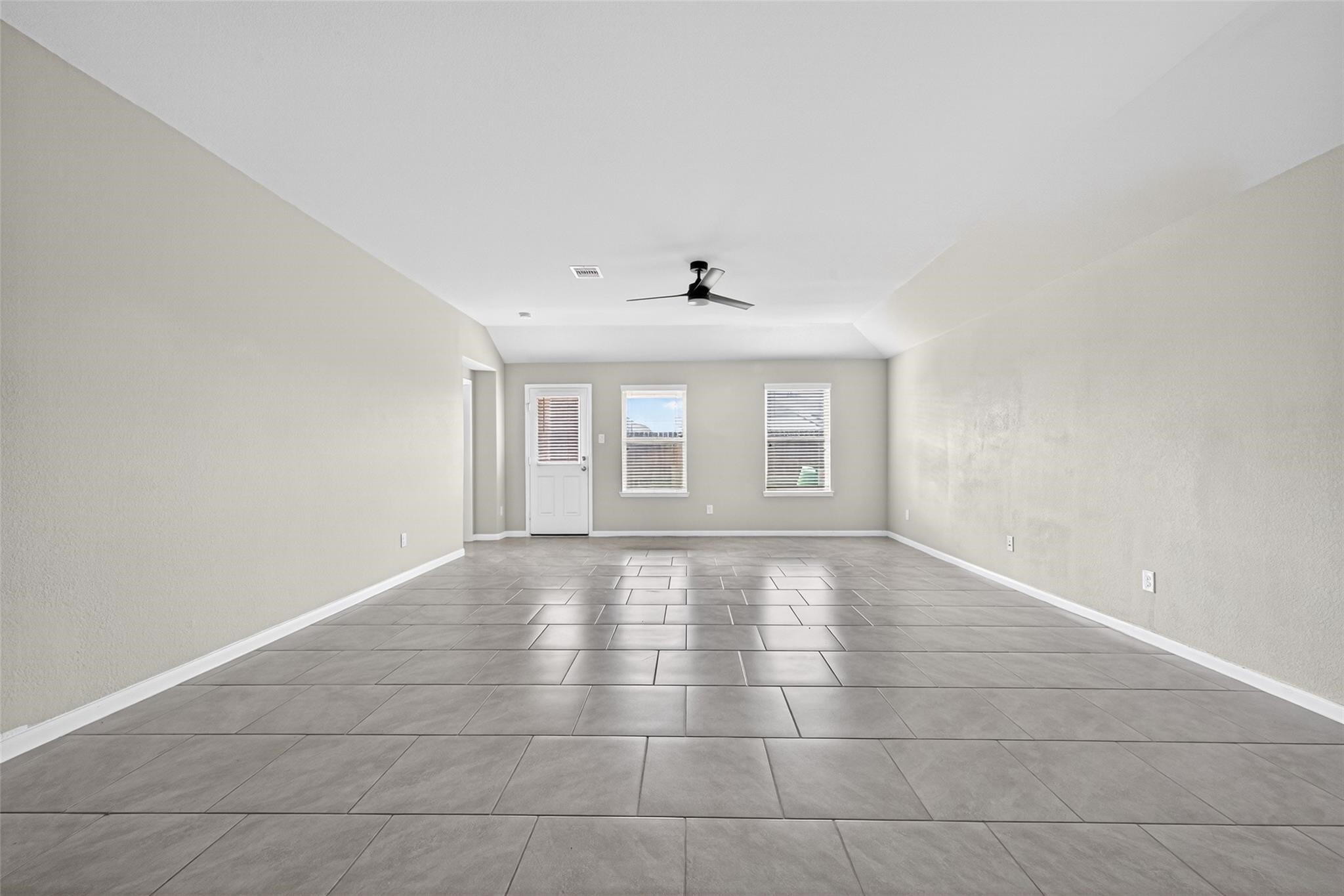29814 Cauthers Pass Lane Property Photo 3