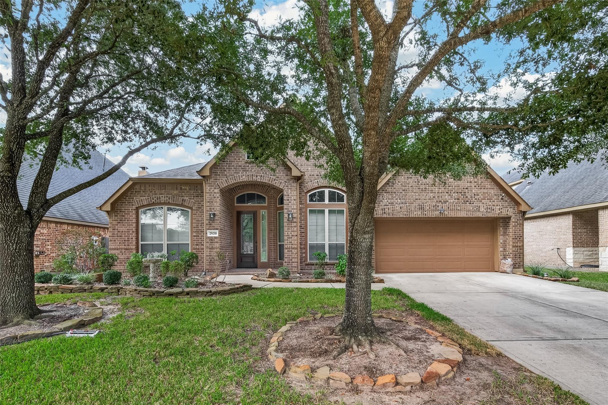 29210 Davenport Drive, Katy Tx 77494 Property Photo 2