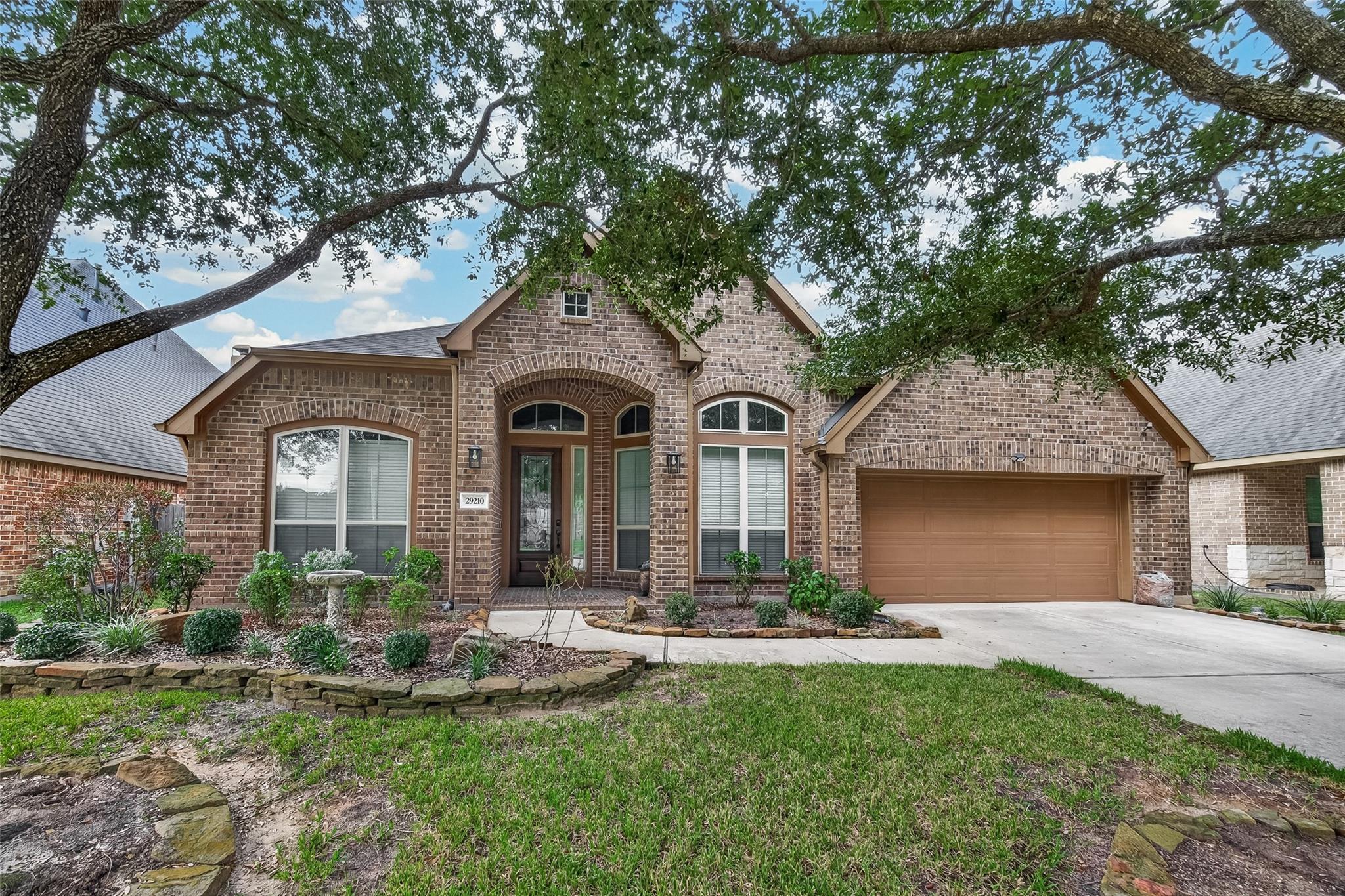 29210 Davenport Drive, Katy Tx 77494 Property Photo 3