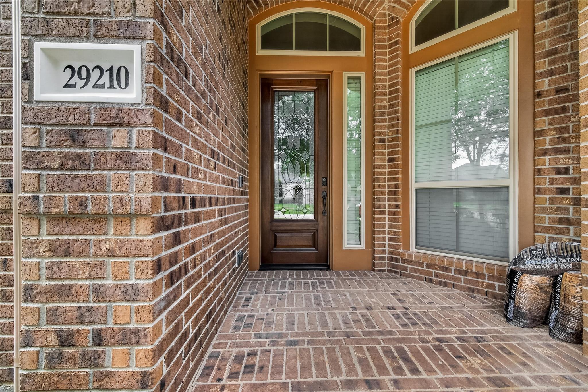 29210 Davenport Drive, Katy Tx 77494 Property Photo 5