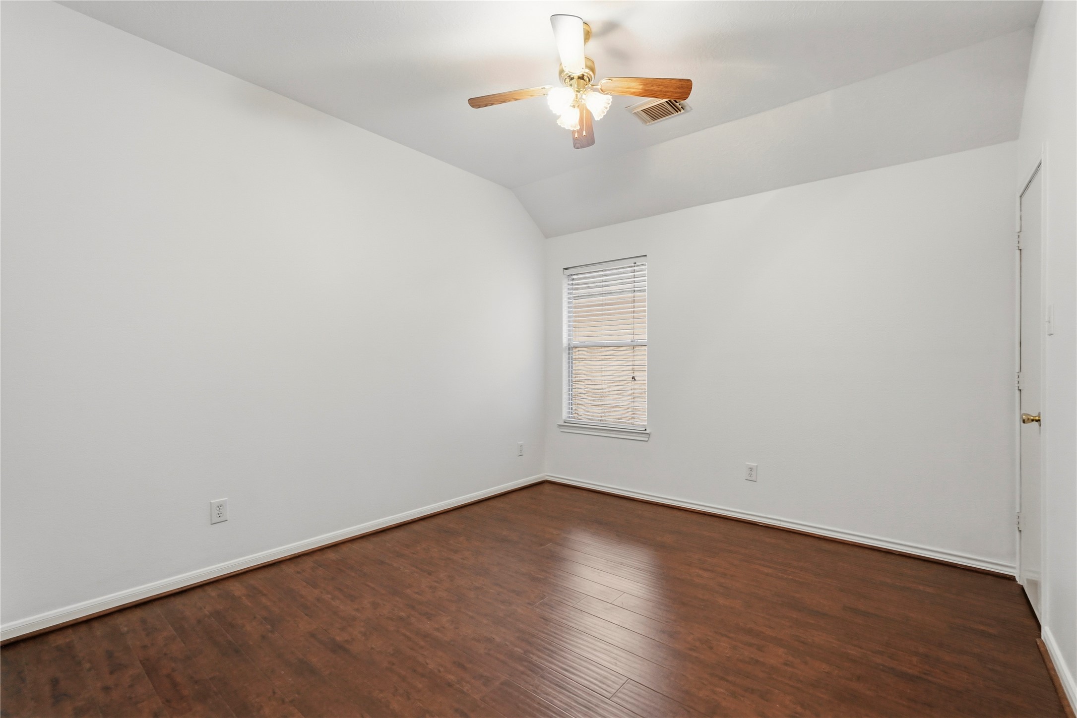 15106 Turphin Way Property Photo 19